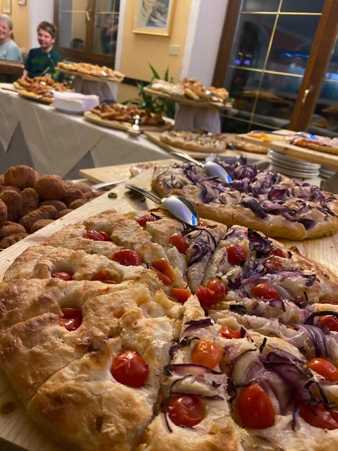 Locanda Locatori Passo del Tonale Eksteriør bilde