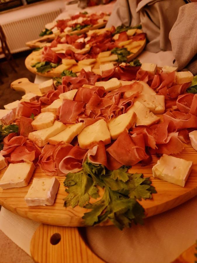 Locanda Locatori Passo del Tonale Eksteriør bilde
